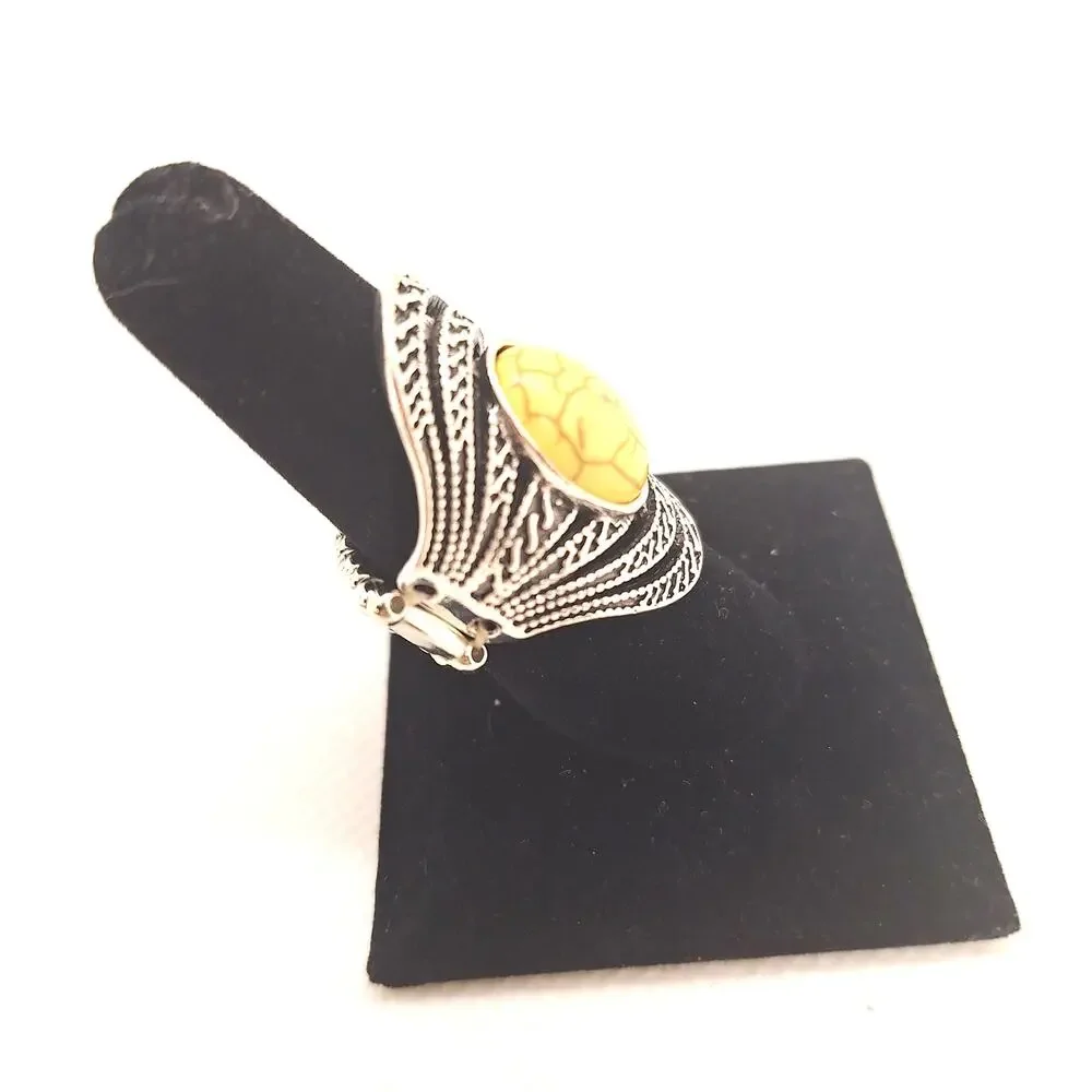 Paparazzi Stretch Rings Lot of 3 -1 Yellow/Silver 1 Black 1 White/Silver